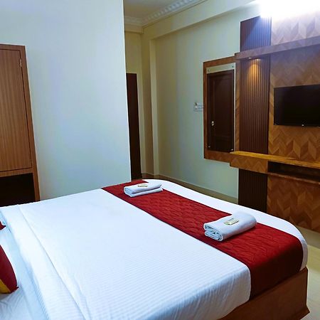 Hotel Jeyam Канякумари Екстериор снимка