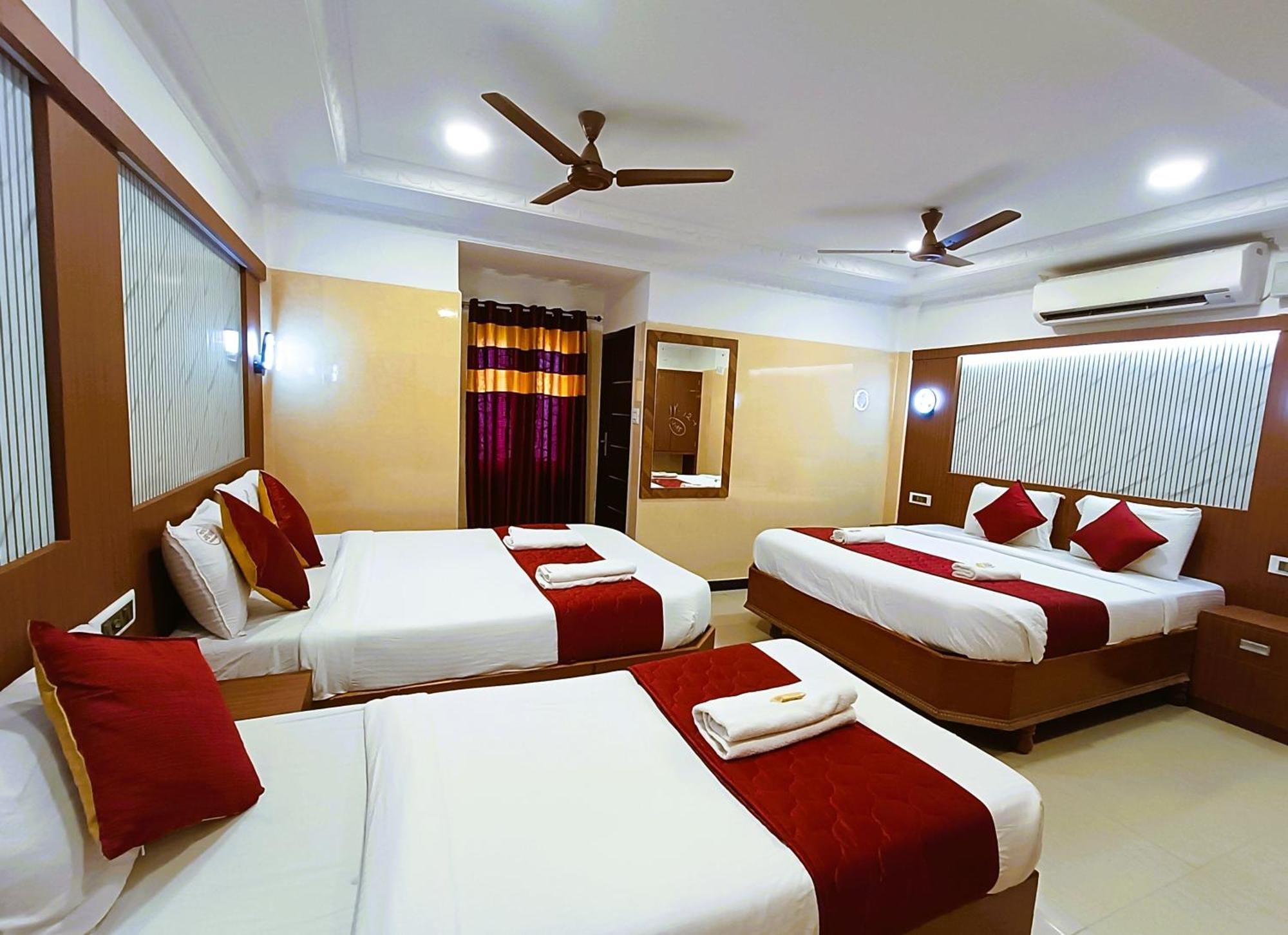 Hotel Jeyam Канякумари Екстериор снимка