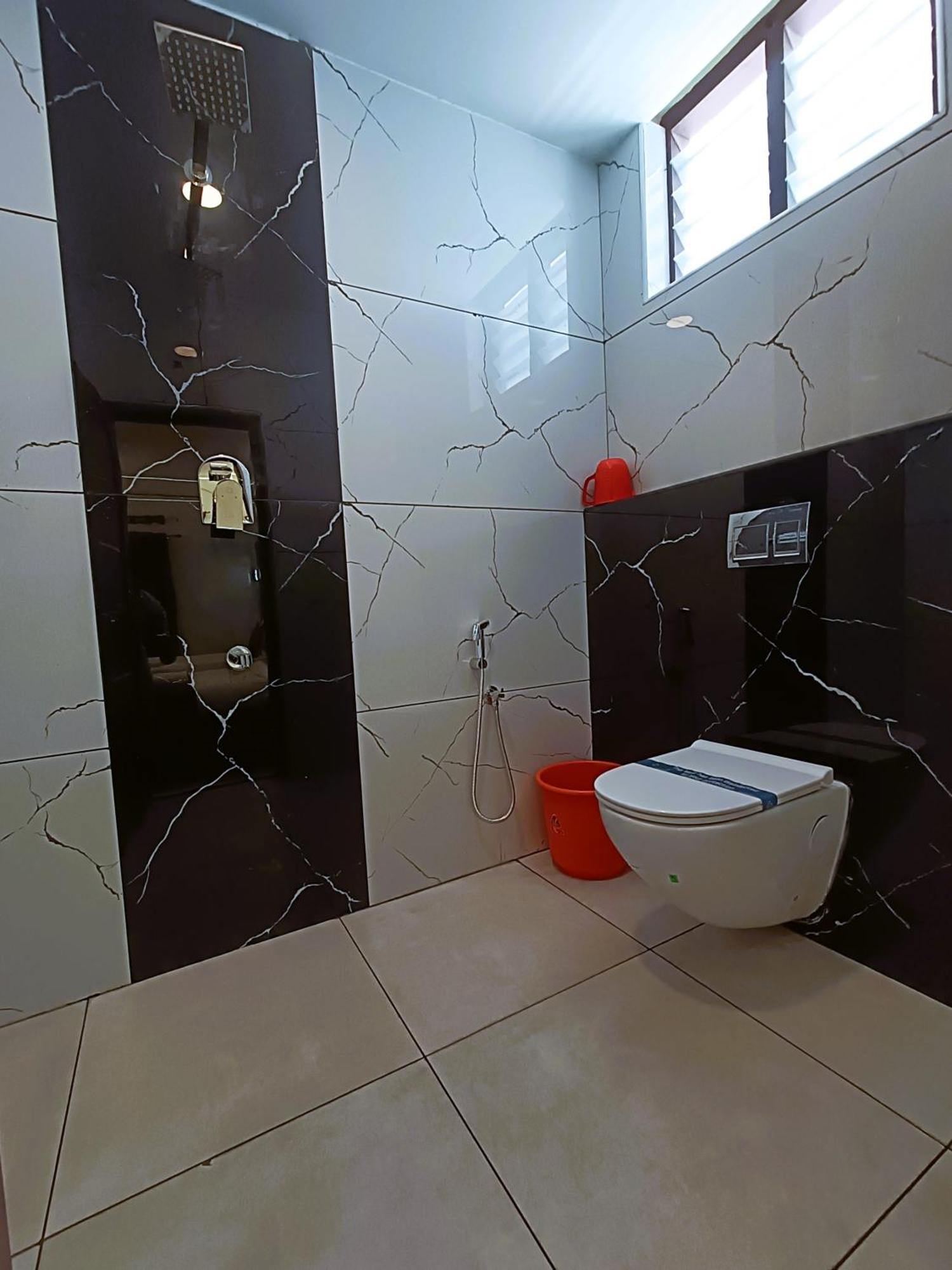 Hotel Jeyam Канякумари Екстериор снимка